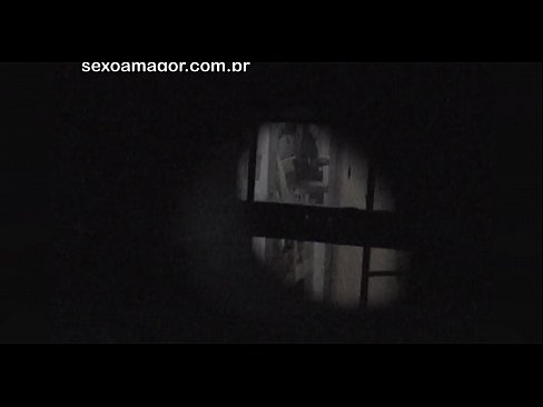 ❤️ Бландзінка таемна здымаецца на відэа з суседскага вуаерыста, схаванага за пустымі цэгламі ️ Сэкс-відэа на be.killvs.top ❌️❤